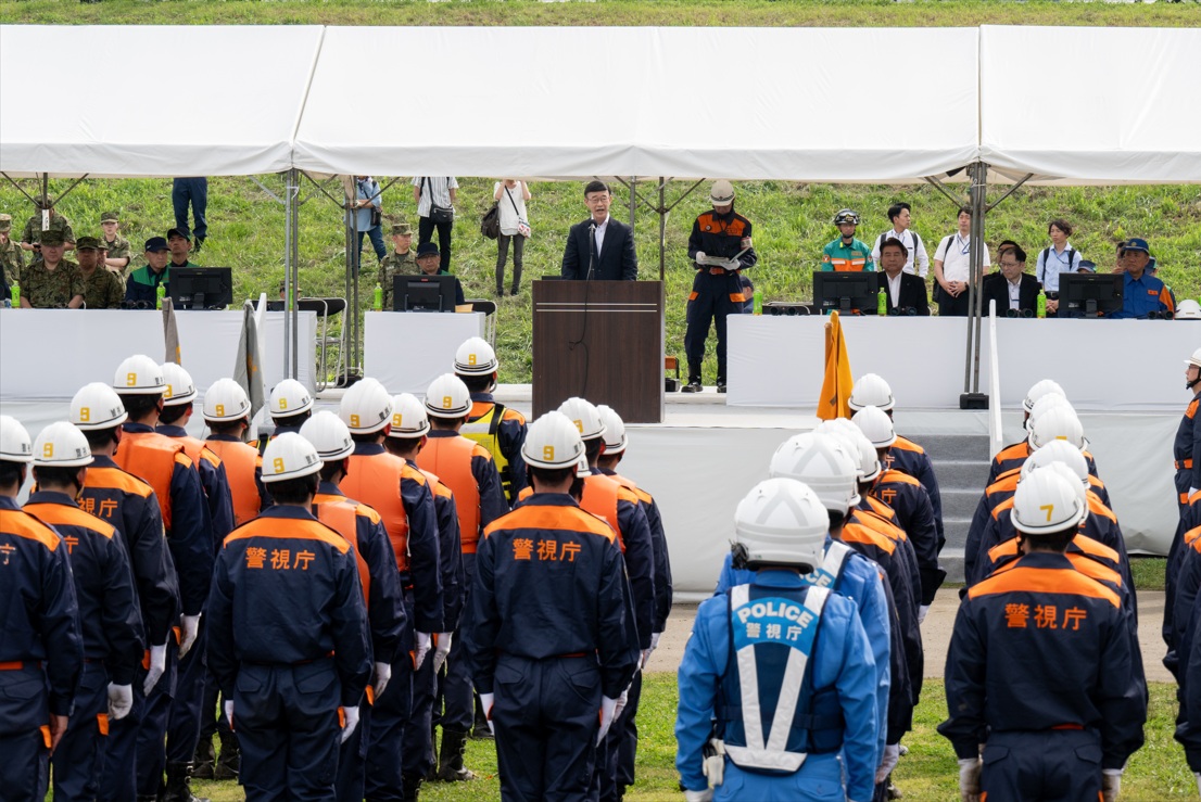 警視庁災害警備総合総合訓練の視察